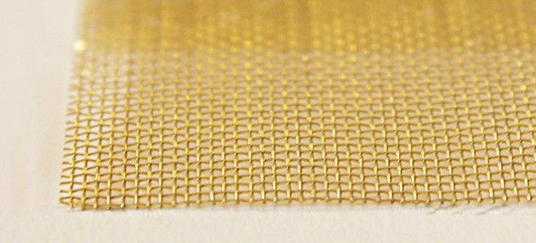 Сетки тканые полотняного и саржевого переплетения из золота и сплавов на основе золота